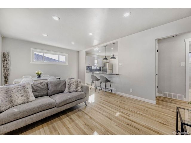 7831 Shoshone St, Denver, CO 80221