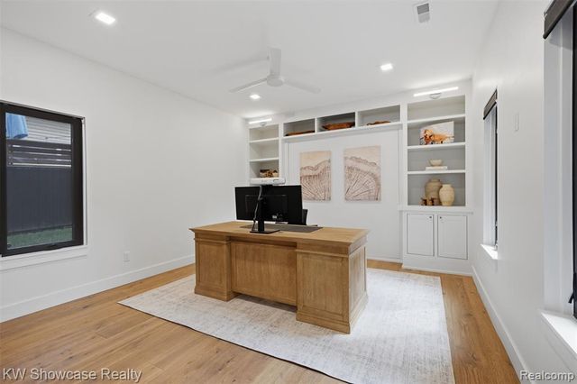 8030 Flagstaff Street, Commerce Twp, MI 48382
