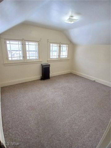 3114 Neosho Road up, Youngstown, OH 44511