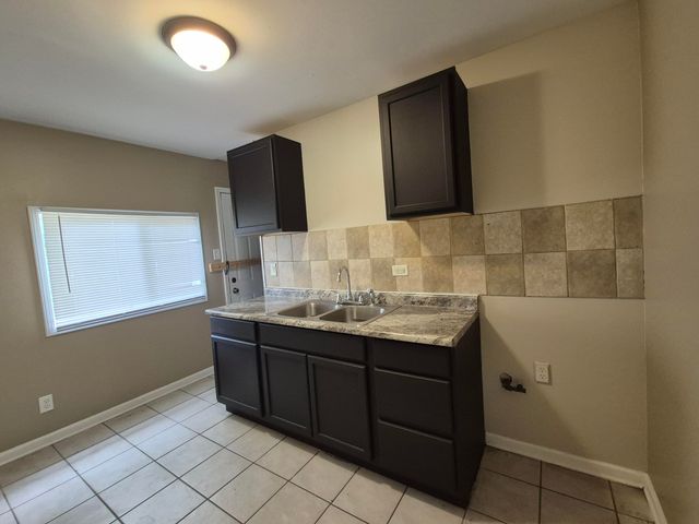 785 Taney Street, Gary, IN 46404