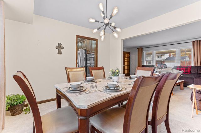 16515 Festian Drive, Clinton Charter Township, MI 48035