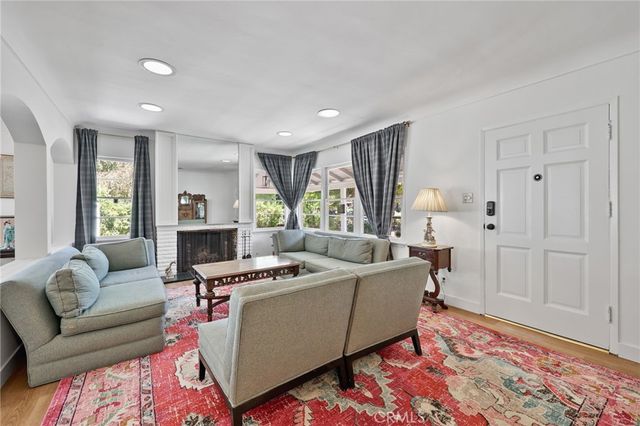 4525 Van Noord, Studio City, CA 91604