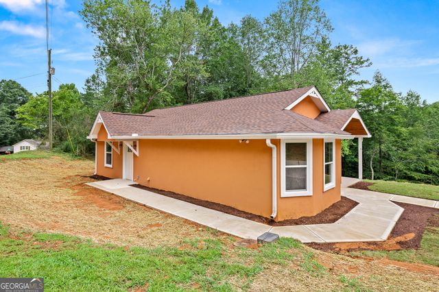 596 Watson Street, Toccoa, GA 30577