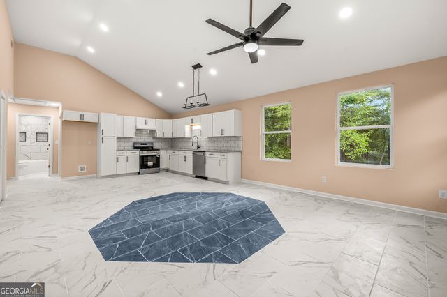 596 Watson Street, Toccoa, GA 30577