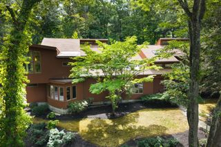 40 Warren Street, Newton, MA 02459