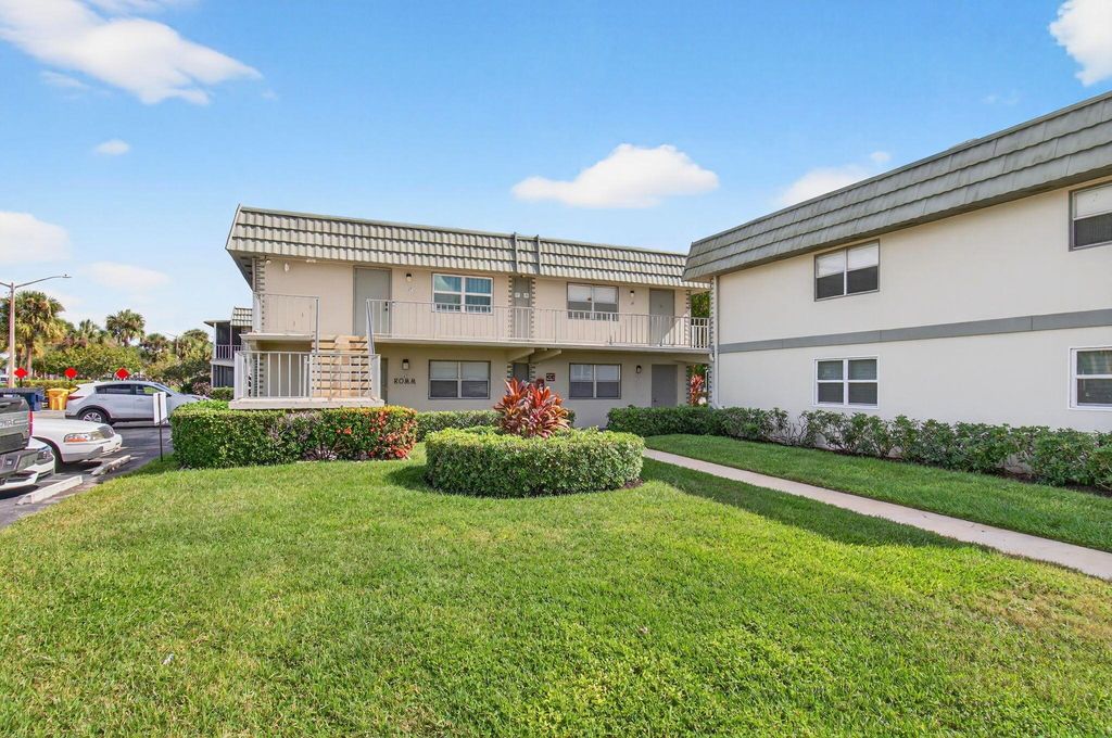 702 Monaco O, Delray Beach, FL 33446