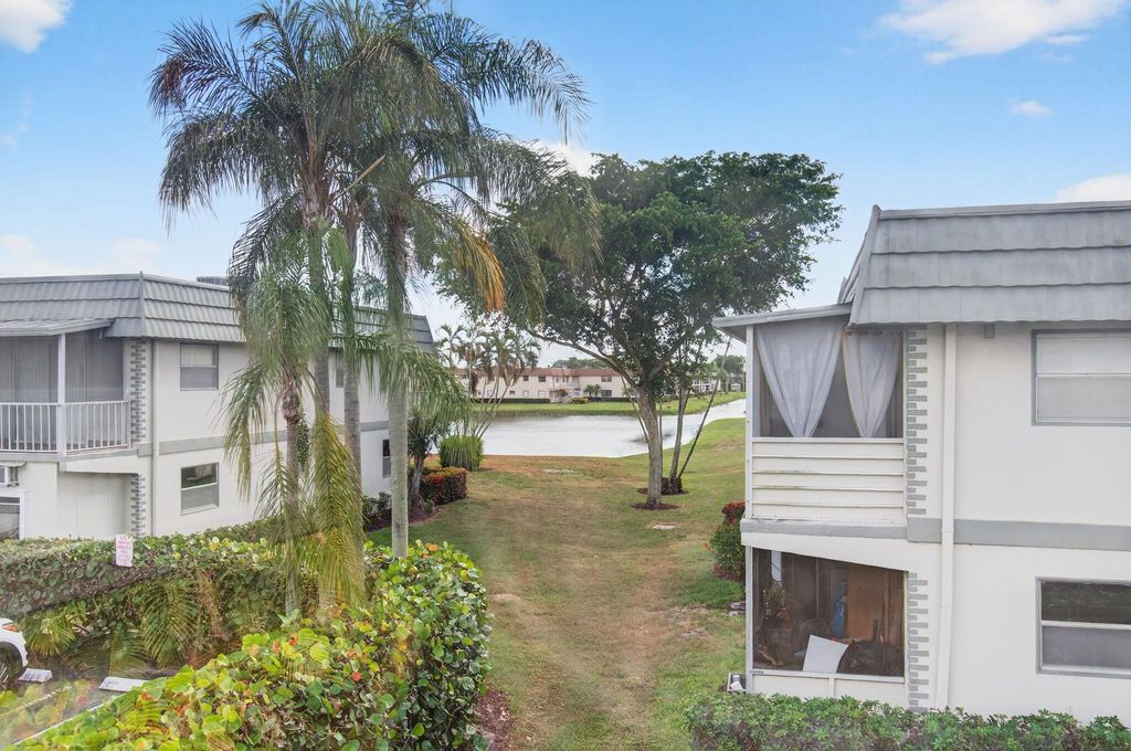 Image 43 of property listing at 702 Monaco O, Delray Beach, FL 33446