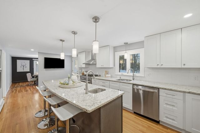 40 Curtis Road, Boxford, MA 01921