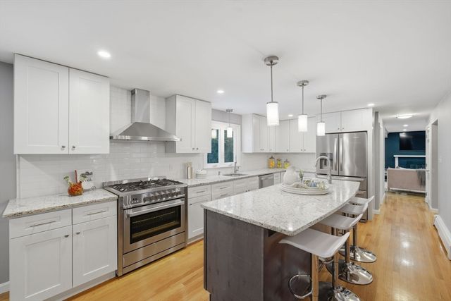 40 Curtis Road, Boxford, MA 01921