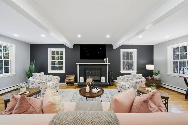 40 Curtis Road, Boxford, MA 01921