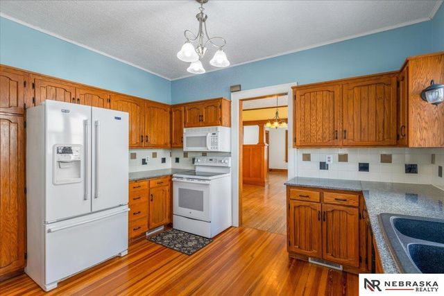 732 E 6th Street, Fremont, NE 68025