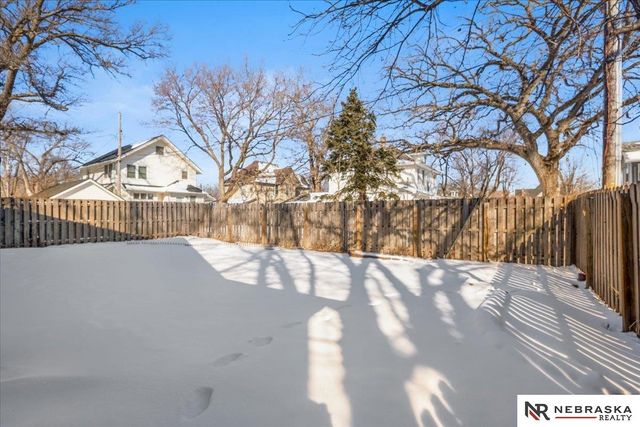 732 E 6th Street, Fremont, NE 68025