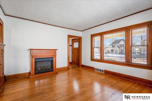 732 E 6th Street, Fremont, NE 68025