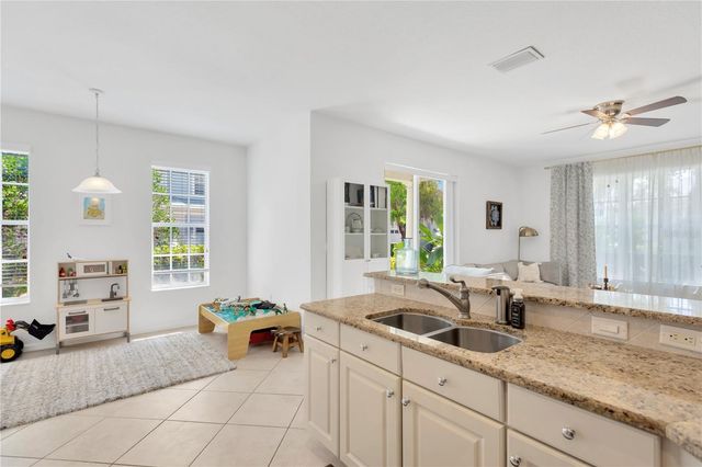 8307 MANOR CLUB CIRCLE 1, Tampa, FL 33647