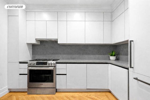 2451 38th St Apt 3B, New York City, NY 11103