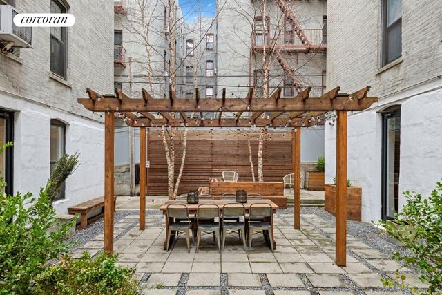 2451 38th St Apt 3B, New York City, NY 11103