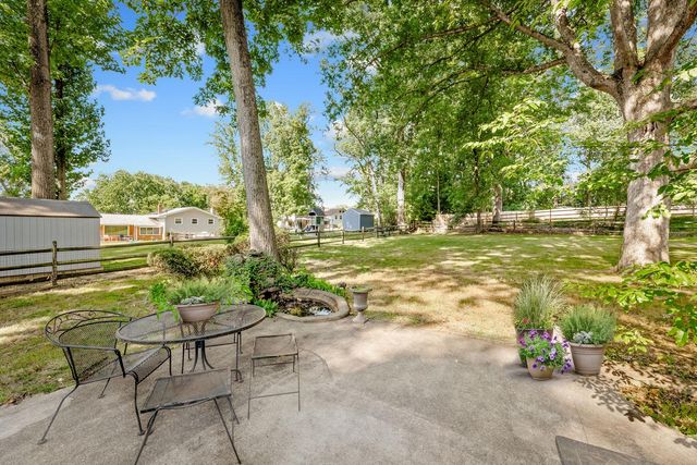 552 CARDINAL DR, Dresher, PA 19025