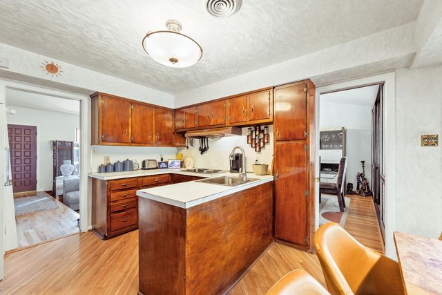 552 CARDINAL DR, Dresher, PA 19025