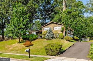 552 CARDINAL DR, Dresher, PA 19025