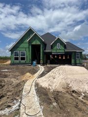 15039 Mission Avenue, Mont Belvieu, TX 77523