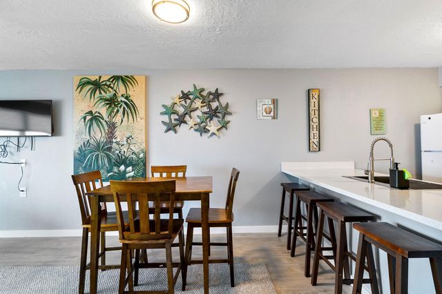 7600 Seawall Blvd 202, Galveston, TX 77551