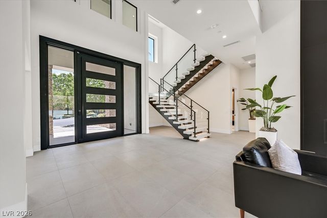 34 Vintage Canyon Street, Las Vegas, NV 89141