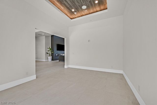 34 Vintage Canyon Street, Las Vegas, NV 89141