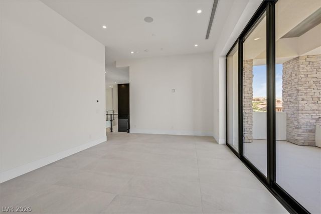 34 Vintage Canyon Street, Las Vegas, NV 89141
