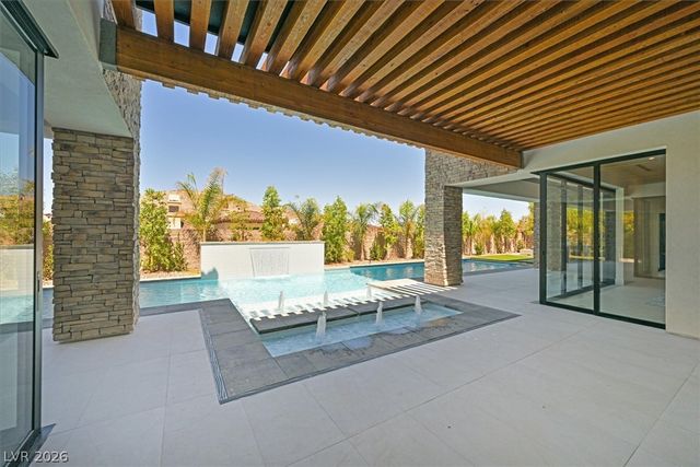 34 Vintage Canyon Street, Las Vegas, NV 89141