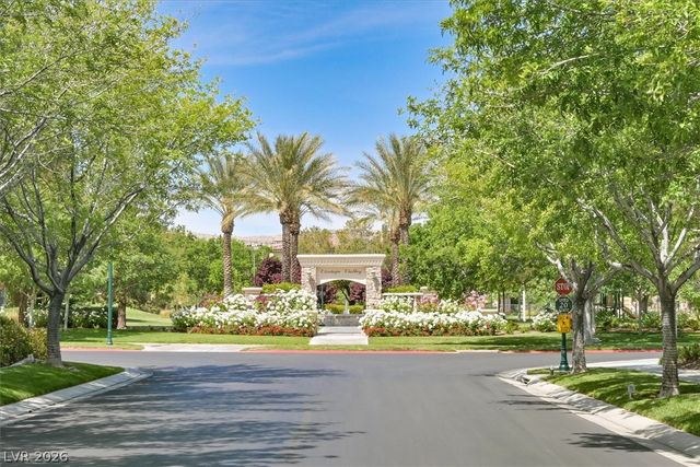 34 Vintage Canyon Street, Las Vegas, NV 89141
