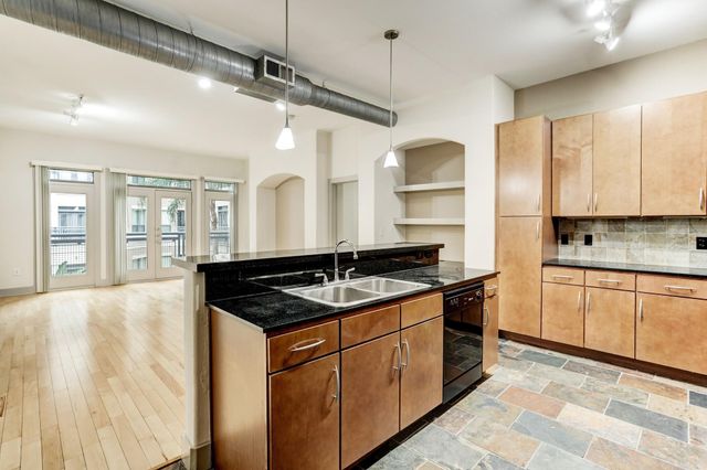 1901 Post Oak Boulevard 2602, Houston, TX 77056