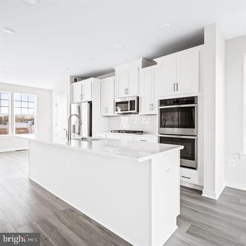 42508 INVERGORDON TERRANCE, Sterling, VA 20166