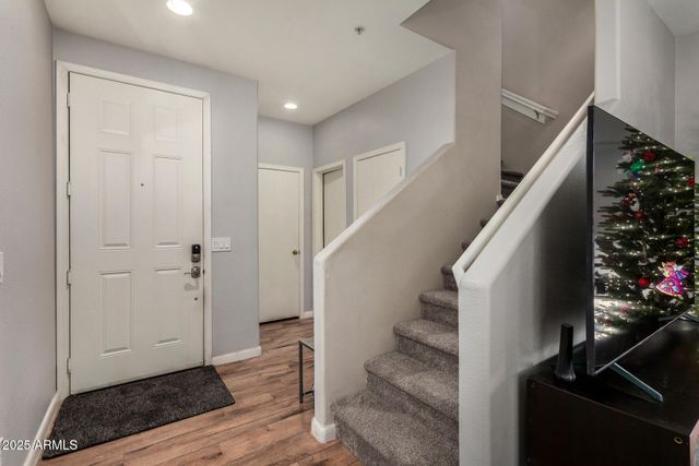 2925 E DUNBAR Drive, Phoenix, AZ 85042