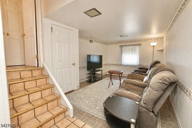 16 Morse Pl, Belleville Twp., NJ 07109