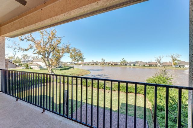 4918 Avalon Plantation Drive, Missouri City, TX 77459