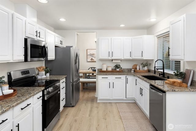 2721 144th Street SW, Lynnwood, WA 98087