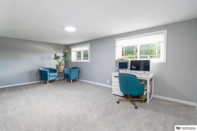 2504 N 131st Circle, Omaha, NE 68164