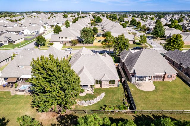 13334 S 19th Street, Bixby, OK 74008