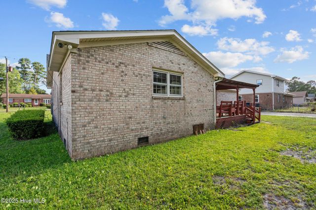 4213 Fairlawn Drive, Wilmington, NC 28405