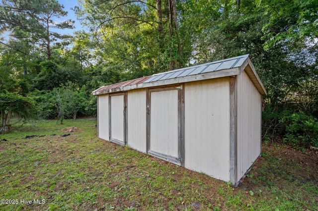 4213 Fairlawn Drive, Wilmington, NC 28405