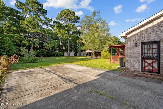 4213 Fairlawn Drive, Wilmington, NC 28405
