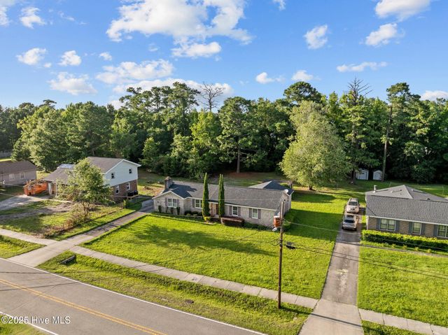 4213 Fairlawn Drive, Wilmington, NC 28405