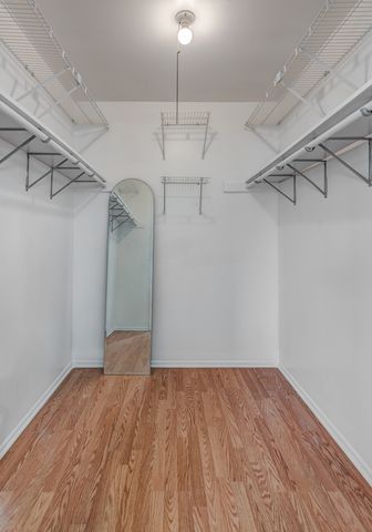 1651 W Goldengate Drive, Addison, IL 60101