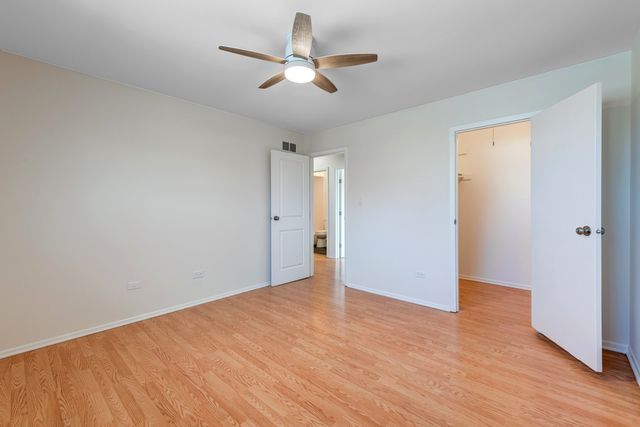 1651 W Goldengate Drive, Addison, IL 60101