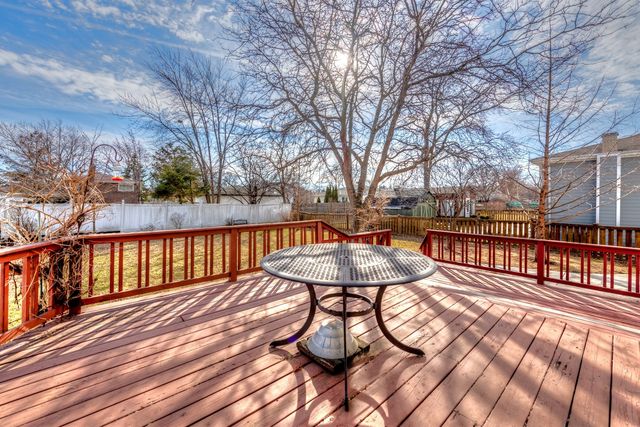 1651 W Goldengate Drive, Addison, IL 60101