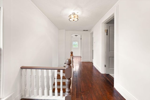 83 W French Avenue, Burnside, KY 42519
