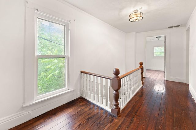 83 W French Avenue, Burnside, KY 42519