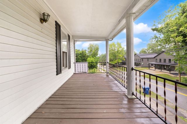 83 W French Avenue, Burnside, KY 42519