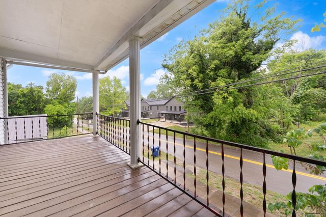 83 W French Avenue, Burnside, KY 42519