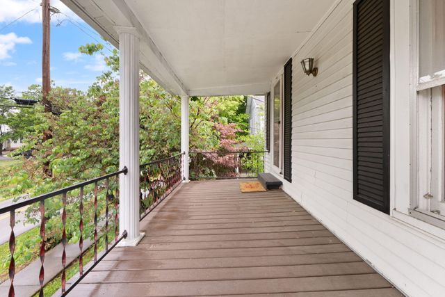 83 W French Avenue, Burnside, KY 42519